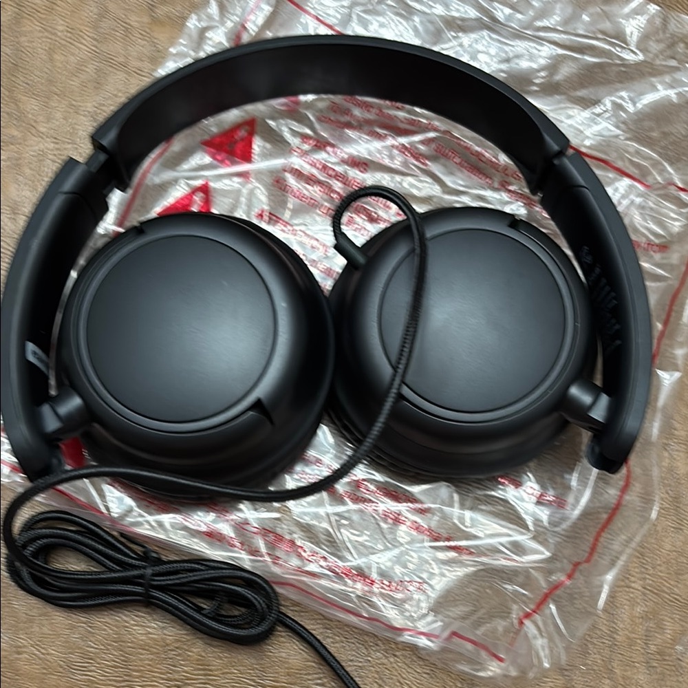 Kids Black Over-Ear Headphones
